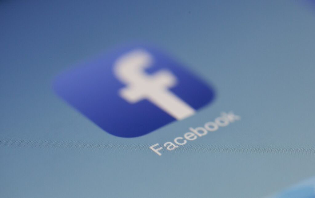 Facebook reconoce que sufrió un hackeo de al menos 50 millones de cuentas